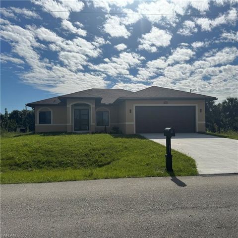 2805 24th ST W, Lehigh Acres, FL 33971