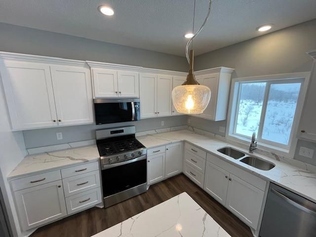 977 45th Avenue NE, Saint Cloud, MN 56304