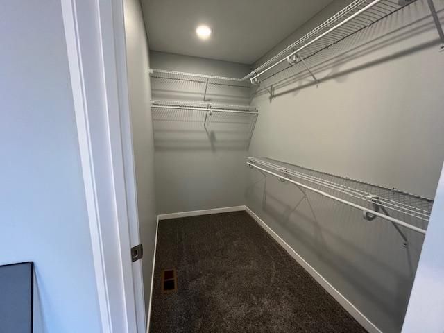 977 45th Avenue NE, Saint Cloud, MN 56304