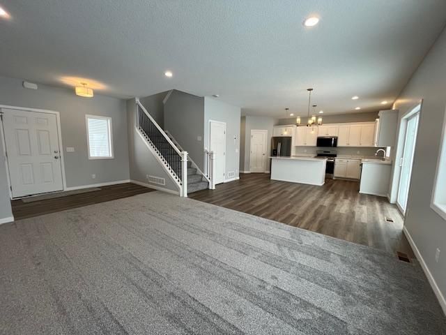 977 45th Avenue NE, Saint Cloud, MN 56304