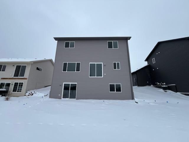 977 45th Avenue NE, Saint Cloud, MN 56304