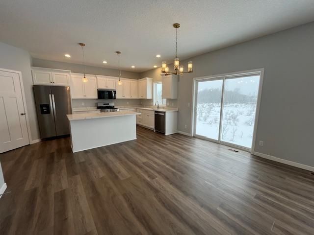 977 45th Avenue NE, Saint Cloud, MN 56304