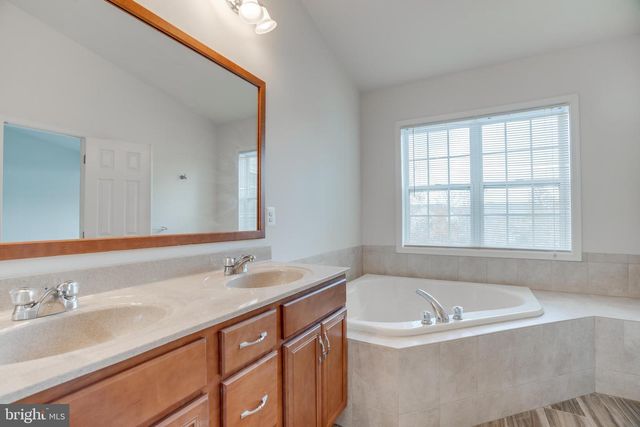 43289 MITCHAM SQ, Ashburn, VA 20148