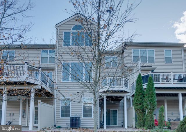 43289 MITCHAM SQ, Ashburn, VA 20148