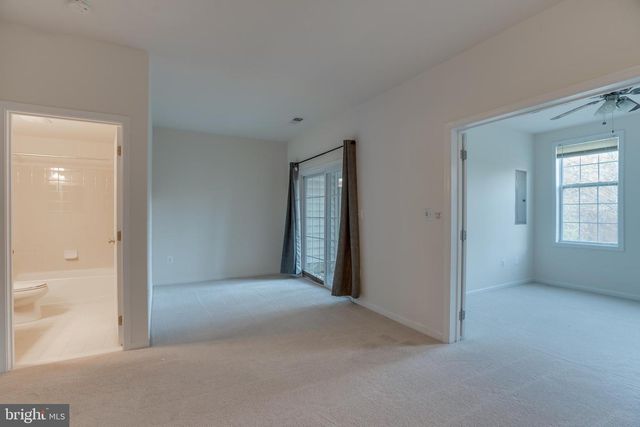 43289 MITCHAM SQ, Ashburn, VA 20148