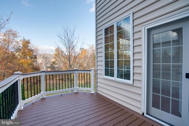 43289 MITCHAM SQ, Ashburn, VA 20148