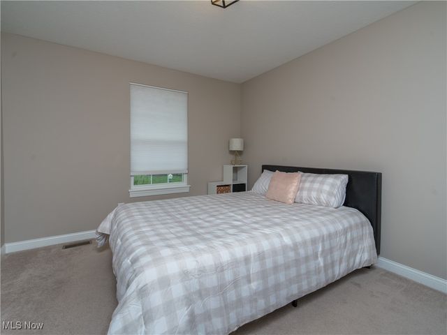 3704 Kenway Boulevard, Uniontown, OH 44685