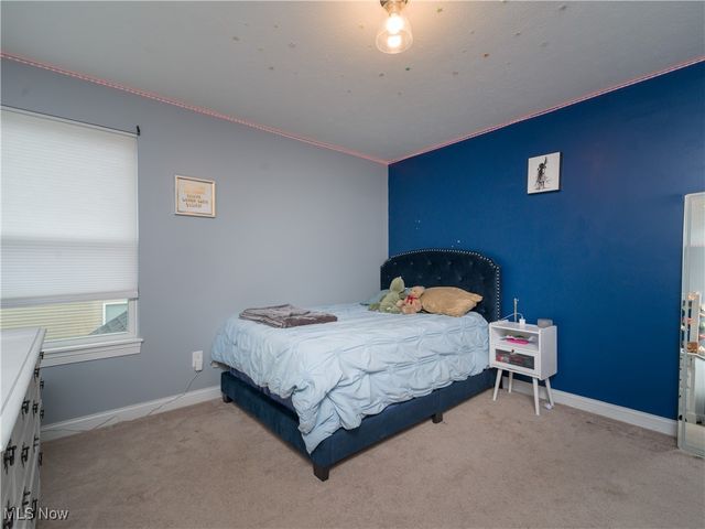 3704 Kenway Boulevard, Uniontown, OH 44685