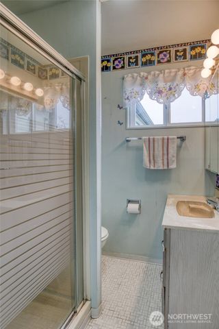 5906 Central Park Drive, Aberdeen, WA 98520