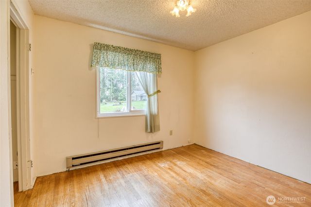 5906 Central Park Drive, Aberdeen, WA 98520