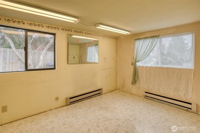 5906 Central Park Drive, Aberdeen, WA 98520