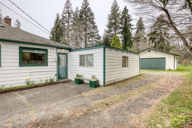 5906 Central Park Drive, Aberdeen, WA 98520