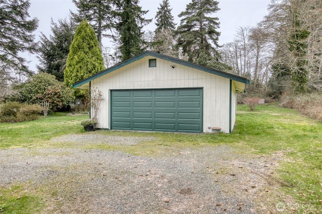5906 Central Park Drive, Aberdeen, WA 98520