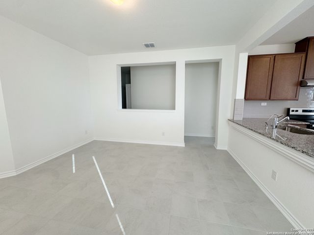 15334 Oceanus Dr, San Antonio, TX 78245