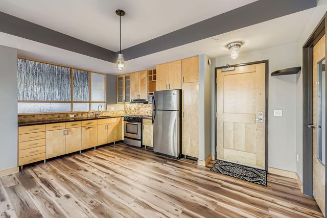 10 E 26th Street 200, Minneapolis, MN 55404