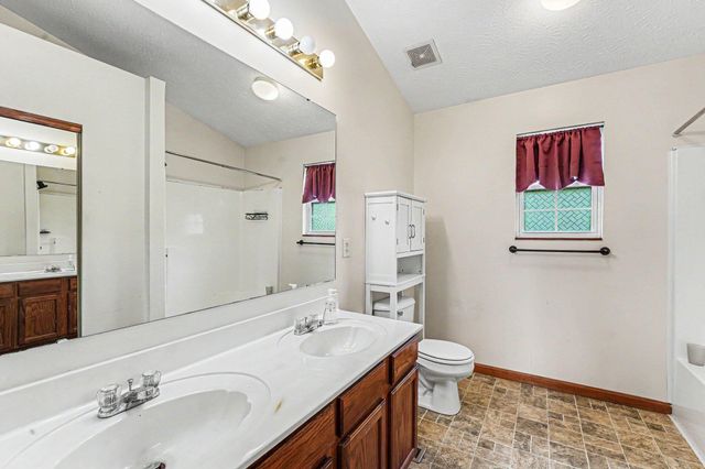 1023 Meadowbrook Court, Hebron, KY 41048