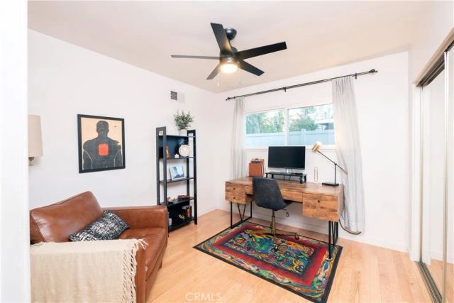 13744 Bessemer St, Valley Glen, CA 91401