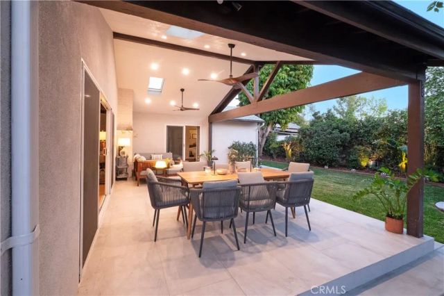 13744 Bessemer St, Valley Glen, CA 91401