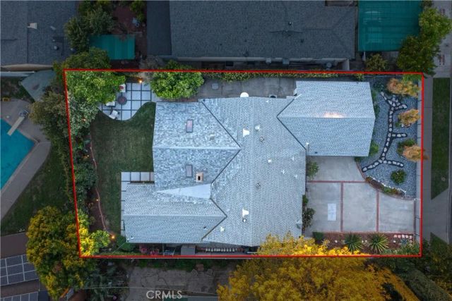 13744 Bessemer St, Valley Glen, CA 91401