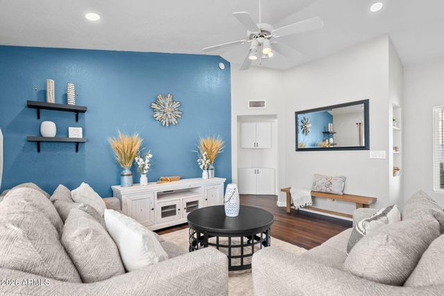3310 E WESCOTT Drive, Phoenix, AZ 85050