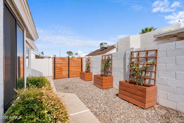 3310 E WESCOTT Drive, Phoenix, AZ 85050