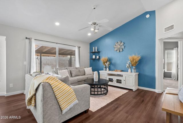 3310 E WESCOTT Drive, Phoenix, AZ 85050