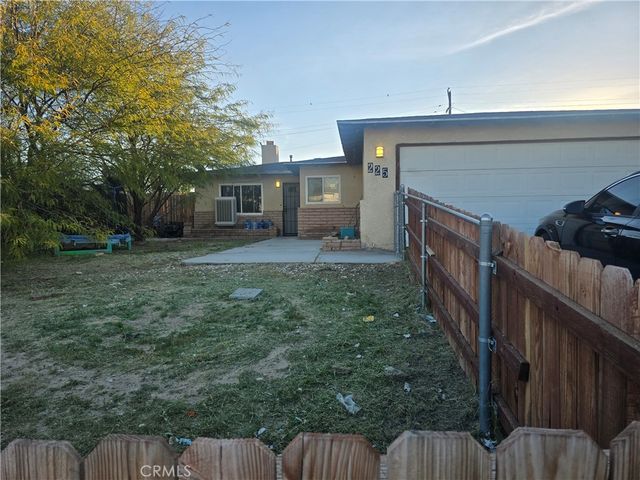 225 Woodham Avenue, Barstow, CA 92311