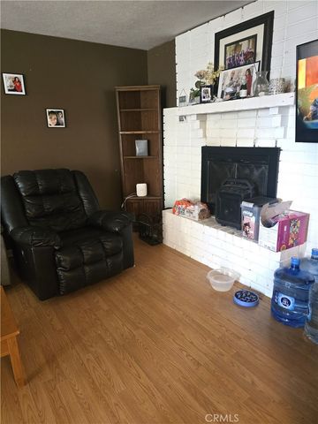 225 Woodham Avenue, Barstow, CA 92311