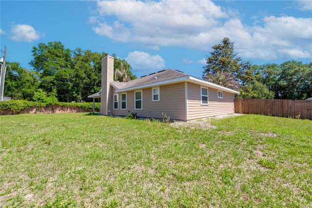 206 SE 8TH AVENUE, Williston, FL 32696