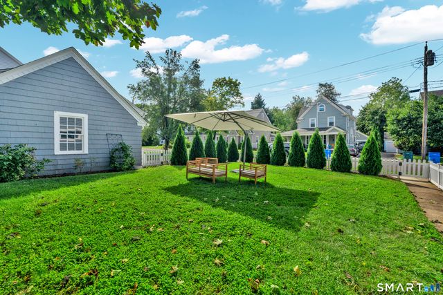 69 Ardmore Street, Hamden, CT 06517