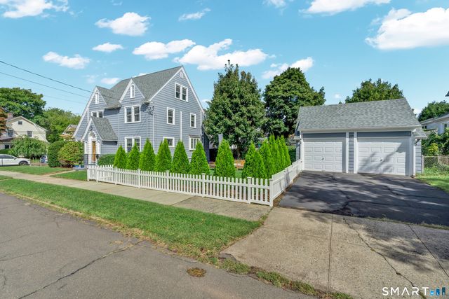 69 Ardmore Street, Hamden, CT 06517