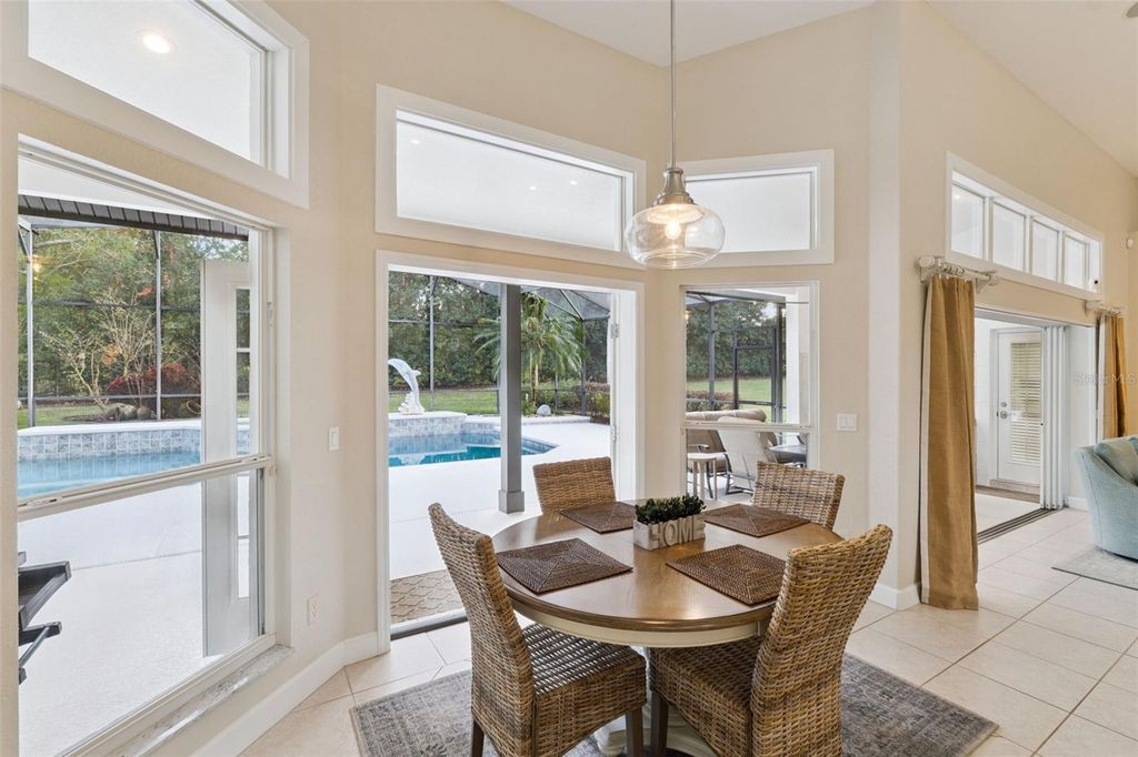 Image 11 of property listing at 10442 BIRCH TREE LANE, Windermere, FL 34786