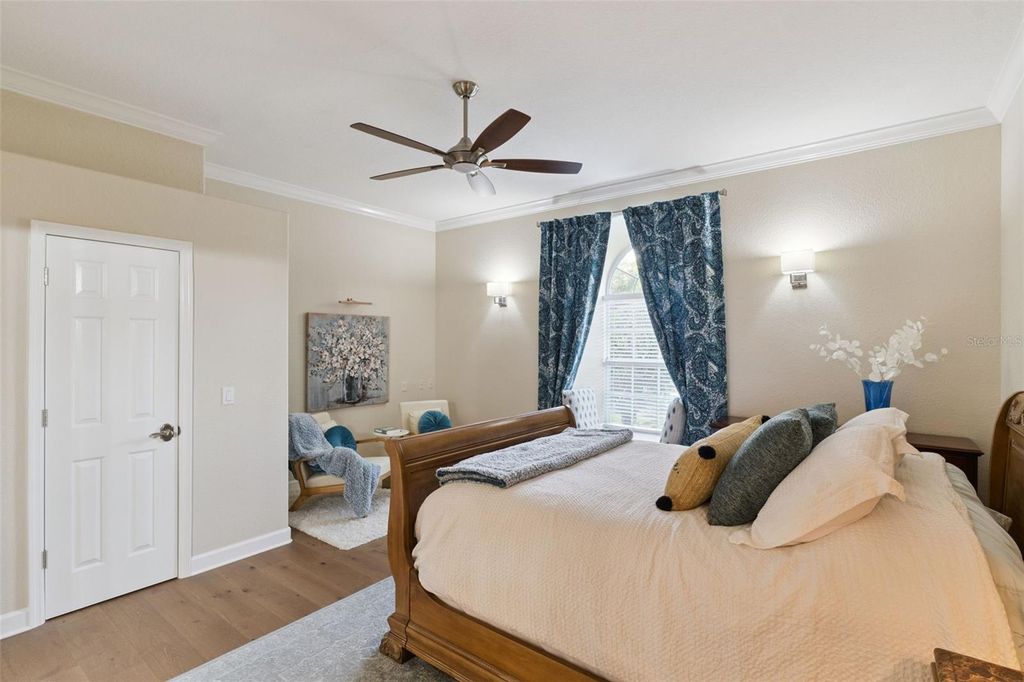 Image 23 of property listing at 10442 BIRCH TREE LANE, Windermere, FL 34786