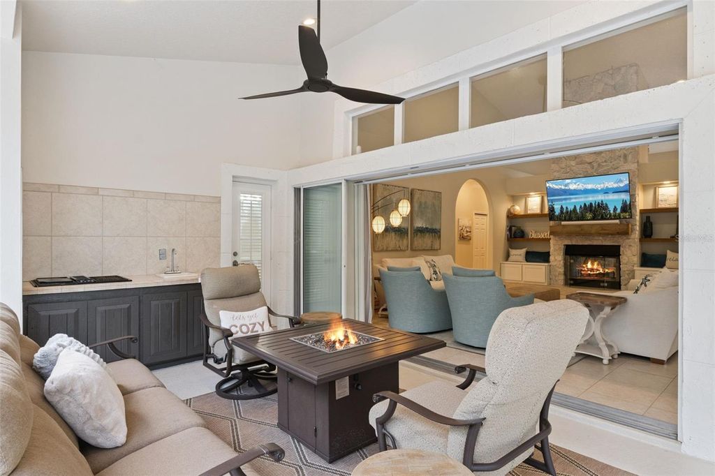 Image 31 of property listing at 10442 BIRCH TREE LANE, Windermere, FL 34786