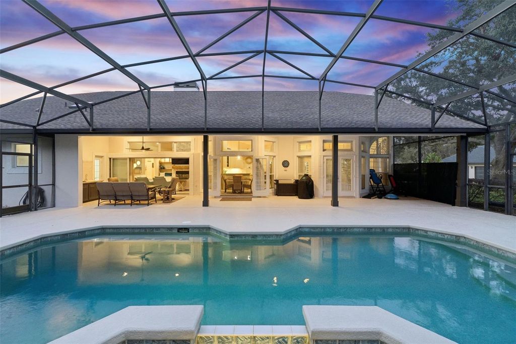 Image 38 of property listing at 10442 BIRCH TREE LANE, Windermere, FL 34786