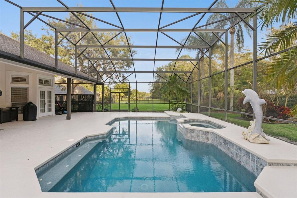 Image 6 of property listing at 10442 BIRCH TREE LANE, Windermere, FL 34786