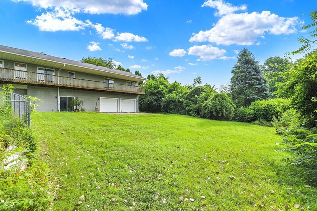 402 N Mohee Drive, Hartford City, IN 47348