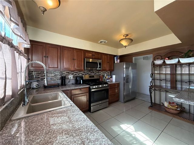4754 El Pasada Lane, Las Vegas, NV 89121