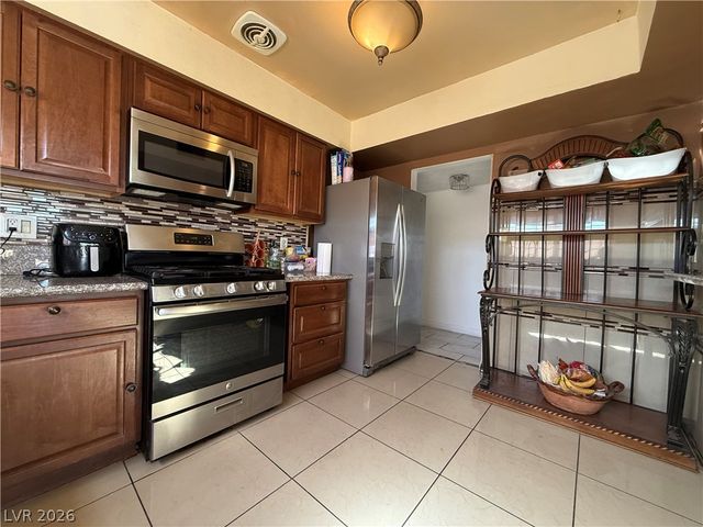 4754 El Pasada Lane, Las Vegas, NV 89121