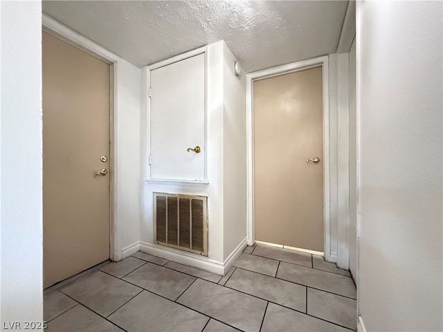 4754 El Pasada Lane, Las Vegas, NV 89121