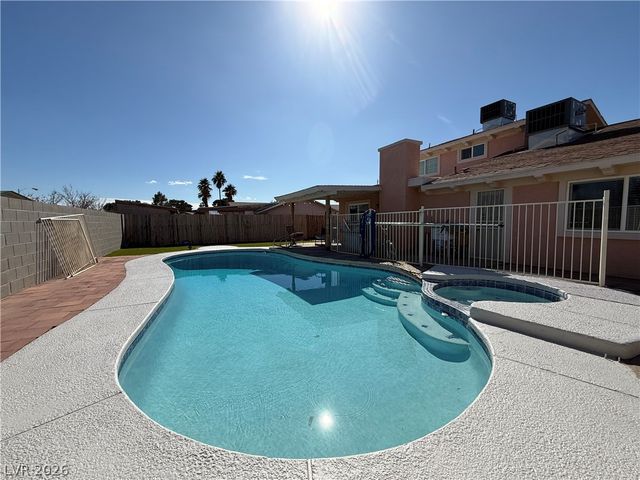 4754 El Pasada Lane, Las Vegas, NV 89121