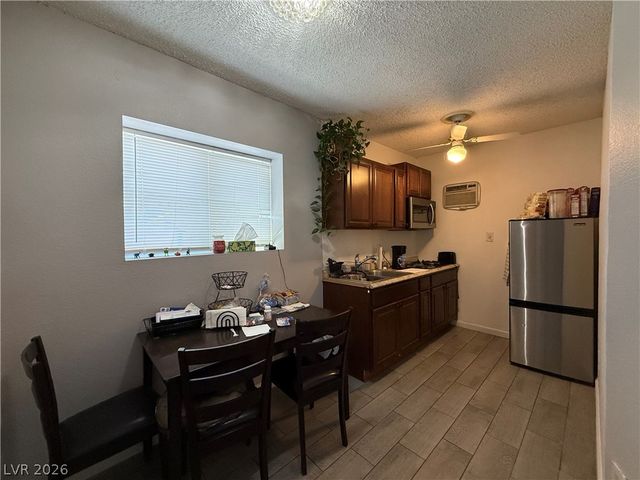4754 El Pasada Lane, Las Vegas, NV 89121