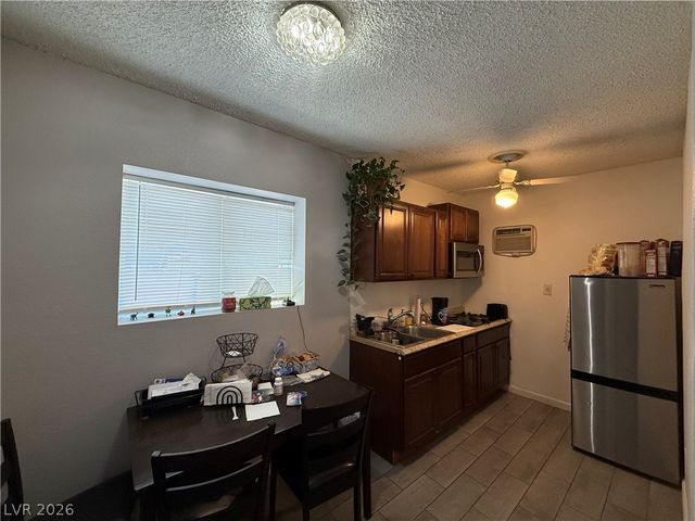 4754 El Pasada Lane, Las Vegas, NV 89121