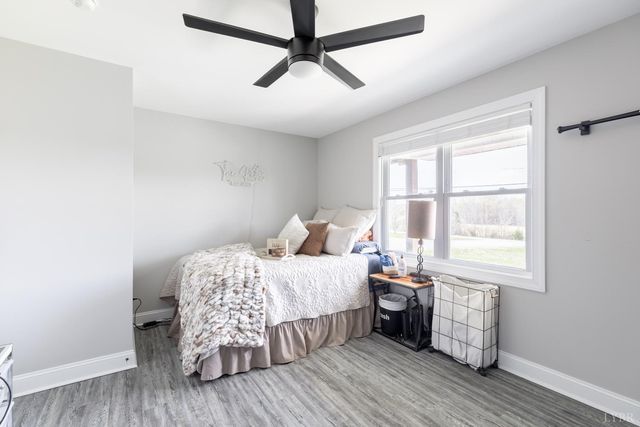 165 Robertson Ln, Danville, VA 24540