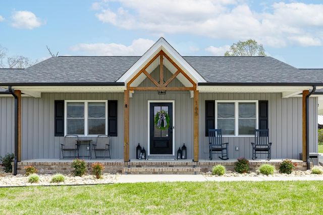 165 Robertson Ln, Danville, VA 24540