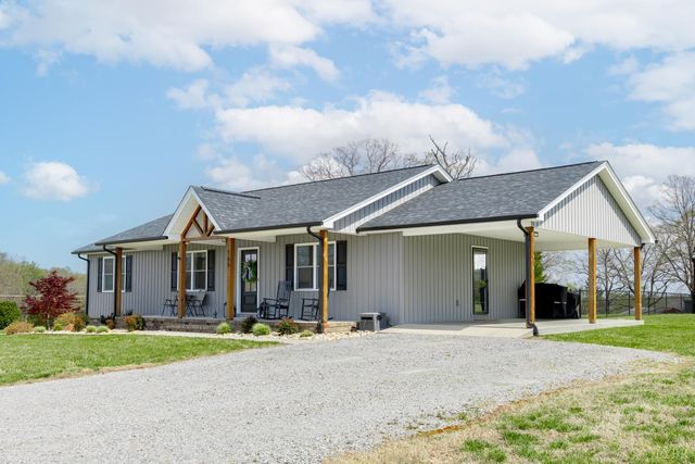 165 Robertson Ln, Danville, VA 24540