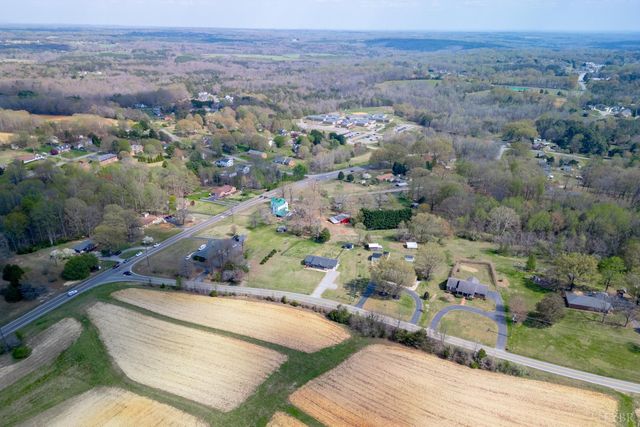 165 Robertson Ln, Danville, VA 24540