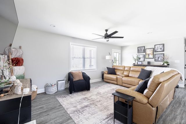 165 Robertson Ln, Danville, VA 24540