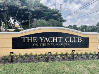 110 Yacht Club Way 201, Hypoluxo, FL 33462