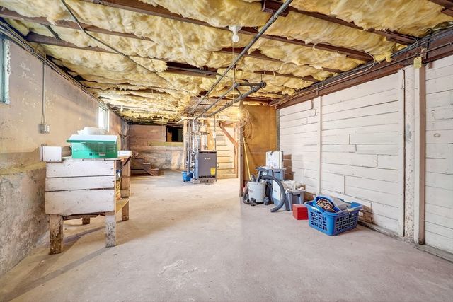 12 Brier Rd, Boston, MA 02132